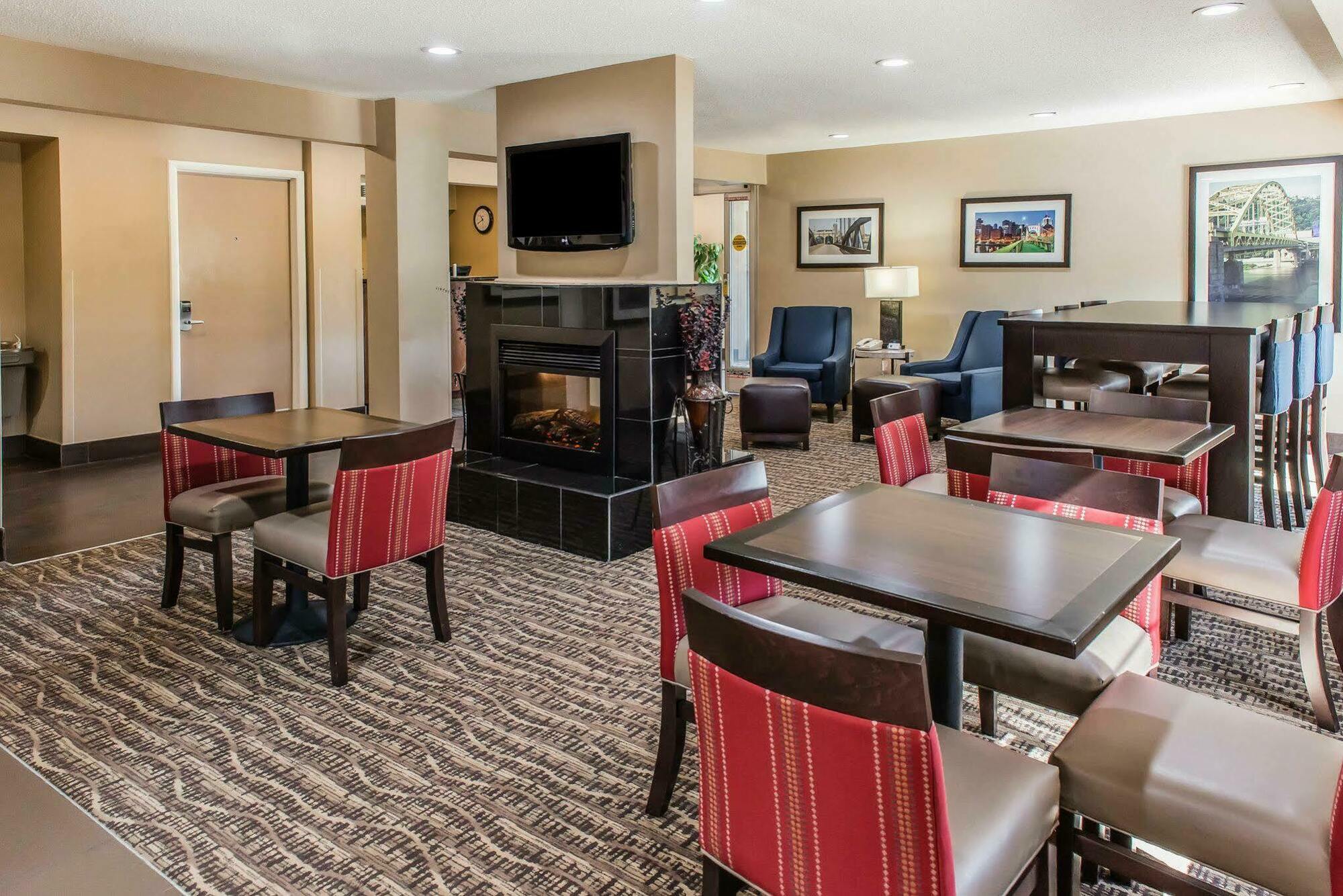 Comfort Inn Belle Vernon Eksteriør bilde